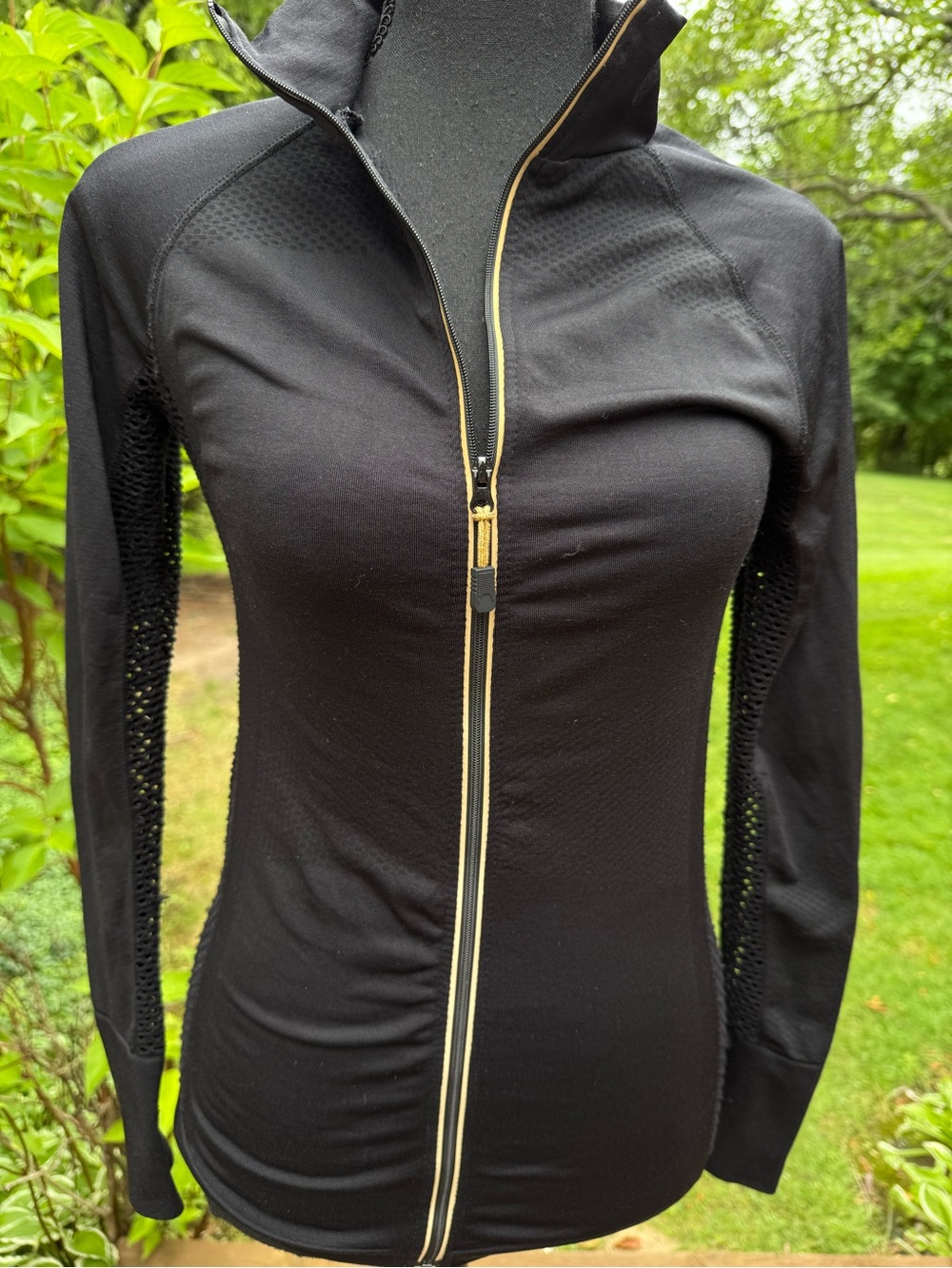 Women’s Black Zip-Front Active Jacket Bebe brand size S pre-owned with free gift - Picture 3 of 16